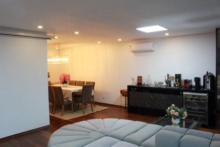 Apartamento à venda com 240m², 3 quartos e 3 vagasSala
