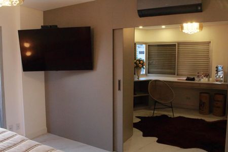 Apartamento à venda com 240m², 3 quartos e 3 vagasQuarto Suíte