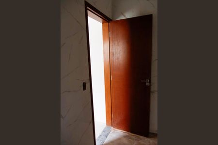 Casa à venda com 160m², 3 quartos e 4 vagas Casa à venda com 160m², 3 quartos e 4 vagasBanheiro da Suíte 2