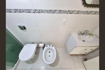 Apartamento à venda com 90m², 3 quartos e sem vagaBanheiro 2