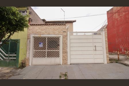 Casa para alugar com 190m², 3 quartos e 3 vagasFachada