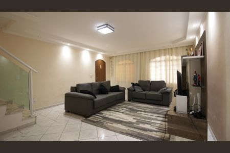 Casa para alugar com 190m², 3 quartos e 3 vagasSala