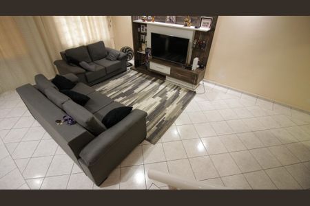 Casa para alugar com 190m², 3 quartos e 3 vagasSala