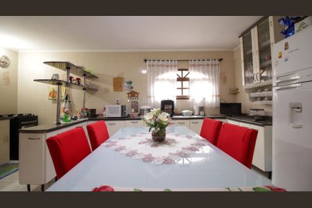 Casa para alugar com 190m², 3 quartos e 3 vagasCozinha