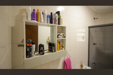 Casa para alugar com 190m², 3 quartos e 3 vagasBanheiro 