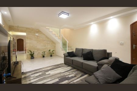 Casa para alugar com 190m², 3 quartos e 3 vagasSala