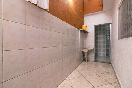 Casa à venda com 220m², 6 quartos e 2 vagasCasa 2 - Área de Serviço