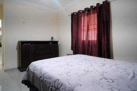 Casa à venda com 220m², 4 quartos e 2 vagasQuarto 1