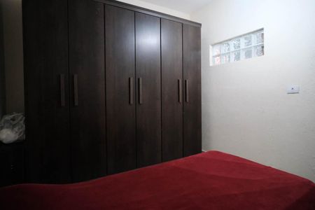 Casa à venda com 220m², 4 quartos e 2 vagasQuarto 2