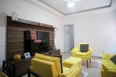 Casa à venda com 220m², 4 quartos e 2 vagasSala