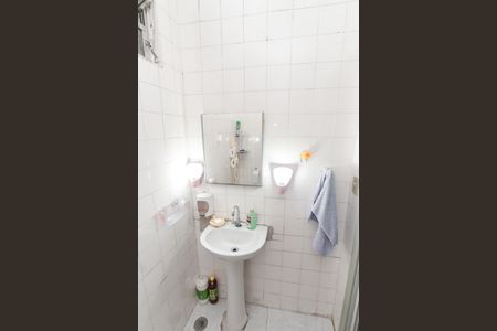 Apartamento à venda com 84m², 2 quartos e sem vaga Apartamento à venda com 84m², 2 quartos e sem vagaBanheiro Social