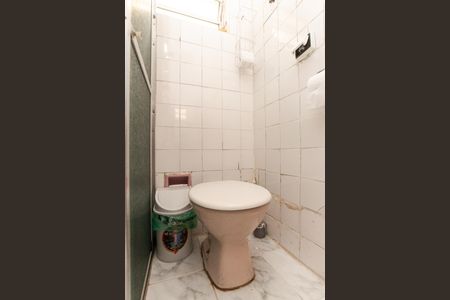 Apartamento à venda com 84m², 2 quartos e sem vaga Apartamento à venda com 84m², 2 quartos e sem vagaBanheiro da Suíte