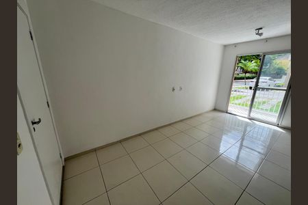 Apartamento à venda com 53m², 2 quartos e sem vaga Apartamento à venda com 53m², 2 quartos e sem vagaSala