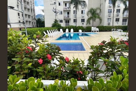 Apartamento à venda com 53m², 2 quartos e sem vaga Apartamento à venda com 53m², 2 quartos e sem vagaPiscina