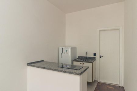 Studio para alugar com 32m², 1 quarto e sem vaga Studio para alugar com 32m², 1 quarto e sem vagaCozinha
