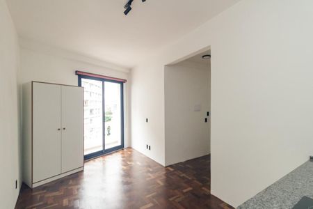 Studio para alugar com 32m², 1 quarto e sem vaga Studio para alugar com 32m², 1 quarto e sem vagaStudio