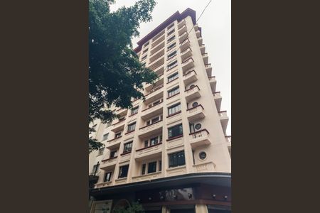 Studio para alugar com 32m², 1 quarto e sem vaga Studio para alugar com 32m², 1 quarto e sem vagaFachada