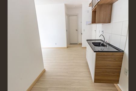 Apartamento para alugar com 37m², 2 quartos e sem vaga Apartamento para alugar com 37m², 2 quartos e sem vagaCozinha e Área de Serviço