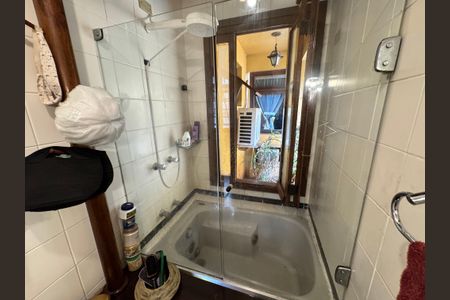 Casa para alugar com 250m², 4 quartos e 3 vagas Casa para alugar com 250m², 4 quartos e 3 vagasBanheiro do Quarto 4