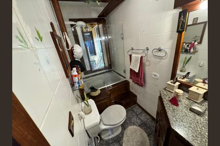 Casa para alugar com 250m², 4 quartos e 3 vagas Casa para alugar com 250m², 4 quartos e 3 vagasBanheiro do Quarto 3