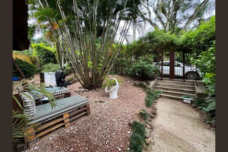 Casa para alugar com 250m², 4 quartos e 3 vagas Casa para alugar com 250m², 4 quartos e 3 vagasÁrea Externa