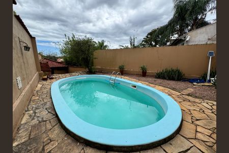 Casa para alugar com 250m², 4 quartos e 3 vagas Casa para alugar com 250m², 4 quartos e 3 vagasÁrea comum