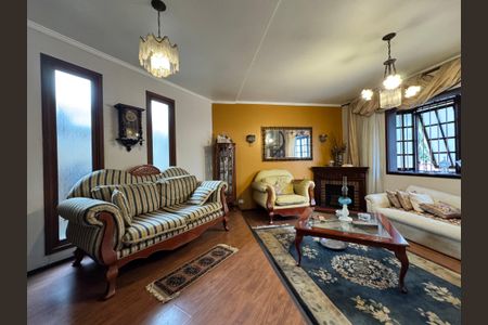 Casa para alugar com 250m², 4 quartos e 3 vagas Casa para alugar com 250m², 4 quartos e 3 vagasSala 2