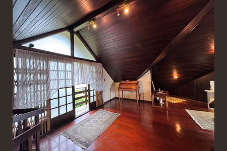 Casa para alugar com 250m², 4 quartos e 3 vagas Casa para alugar com 250m², 4 quartos e 3 vagasÁrea comum