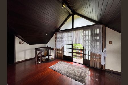 Casa para alugar com 250m², 4 quartos e 3 vagas Casa para alugar com 250m², 4 quartos e 3 vagasÁrea comum