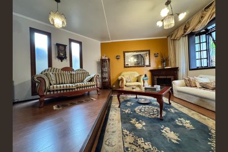 Casa para alugar com 250m², 4 quartos e 3 vagas Casa para alugar com 250m², 4 quartos e 3 vagasSala 2