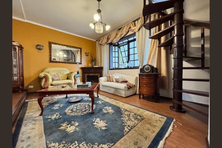 Casa para alugar com 250m², 4 quartos e 3 vagas Casa para alugar com 250m², 4 quartos e 3 vagasSala 2