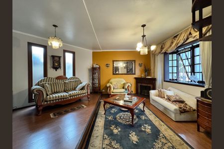 Casa para alugar com 250m², 4 quartos e 3 vagas Casa para alugar com 250m², 4 quartos e 3 vagasSala 2