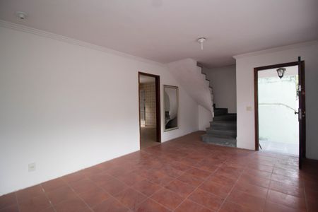 Casa para alugar com 800m², 5 quartos e 4 vagasSala