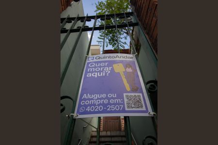 Casa para alugar com 800m², 5 quartos e 4 vagasFachada - placa instalada