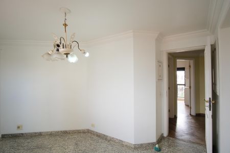Apartamento à venda com 200m², 3 quartos e 3 vagasCopa