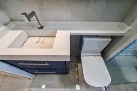 Apartamento à venda com 54m², 2 quartos e 1 vaga Apartamento à venda com 54m², 2 quartos e 1 vagaBanheiro