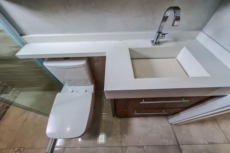 Apartamento à venda com 54m², 2 quartos e 1 vaga Apartamento à venda com 54m², 2 quartos e 1 vagaBanheiro do Quarto 2