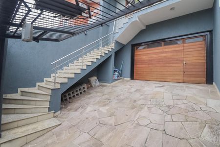 Casa à venda com 218m², 3 quartos e 2 vagas Casa à venda com 218m², 3 quartos e 2 vagasÁrea comum