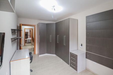 Casa à venda com 218m², 3 quartos e 2 vagas Casa à venda com 218m², 3 quartos e 2 vagasQuarto 3