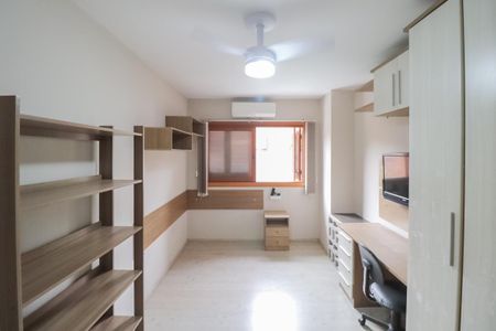 Casa à venda com 218m², 3 quartos e 2 vagas Casa à venda com 218m², 3 quartos e 2 vagasQuarto 2