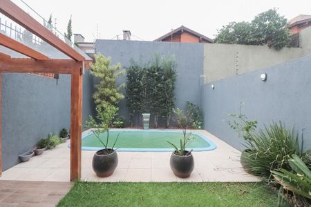 Casa à venda com 218m², 3 quartos e 2 vagas Casa à venda com 218m², 3 quartos e 2 vagasÁrea comum