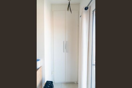 Casa à venda com 100m², 2 quartos e 1 vaga Casa à venda com 100m², 2 quartos e 1 vagaQuarto