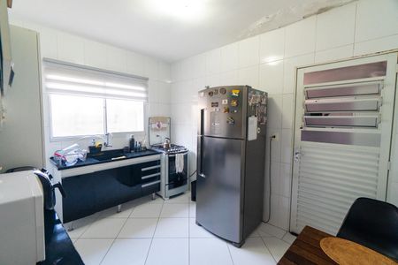 Casa à venda com 100m², 2 quartos e 1 vaga Casa à venda com 100m², 2 quartos e 1 vagaCozinha