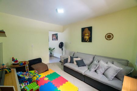 Casa à venda com 100m², 2 quartos e 1 vaga Casa à venda com 100m², 2 quartos e 1 vagaSala