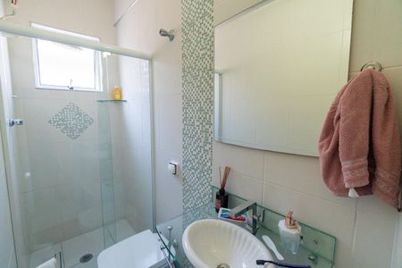 Casa à venda com 100m², 2 quartos e 1 vaga Casa à venda com 100m², 2 quartos e 1 vagaBanheiro Social