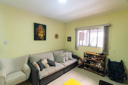 Casa à venda com 100m², 2 quartos e 1 vaga Casa à venda com 100m², 2 quartos e 1 vagaSala