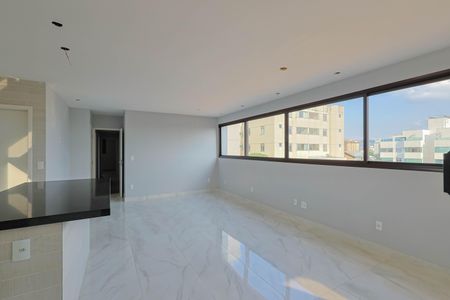 Apartamento à venda com 103m², 4 quartos e 2 vagasSala