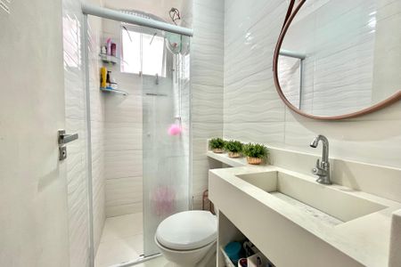 Apartamento à venda com 40m², 2 quartos e sem vaga Apartamento à venda com 40m², 2 quartos e sem vagaBanheiro