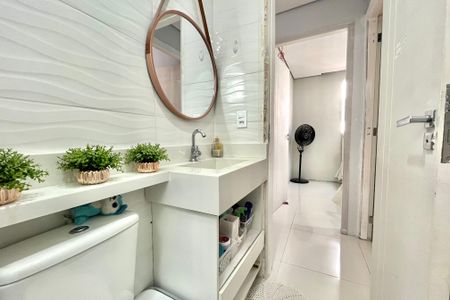 Apartamento à venda com 40m², 2 quartos e sem vaga Apartamento à venda com 40m², 2 quartos e sem vagaBanheiro