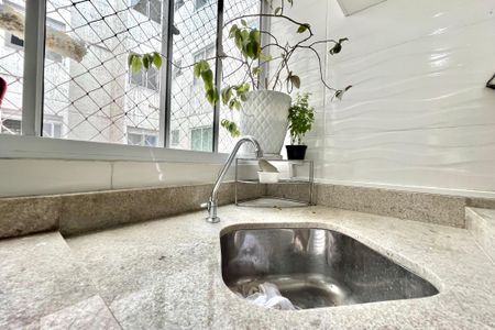 Apartamento à venda com 40m², 2 quartos e sem vaga Apartamento à venda com 40m², 2 quartos e sem vagaÁrea de Serviço